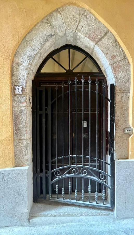 Ou Mentounasc - Duplex Vieille Ville Menton - Free Parking المظهر الخارجي الصورة